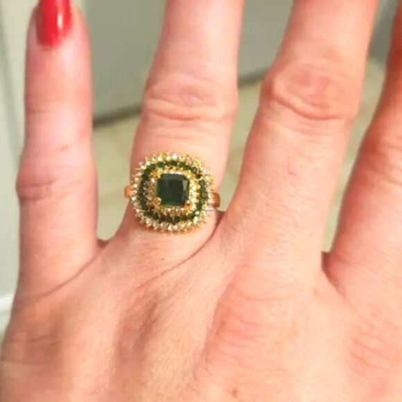 Elegant Two-tone Sparkling crystal ring sz 9 - Picture 9 of 12